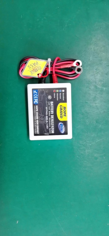 Green Auto 12v / 24v Desulfator แบตเตอรี่กรดตะกั่วสำหรับรถยนต์