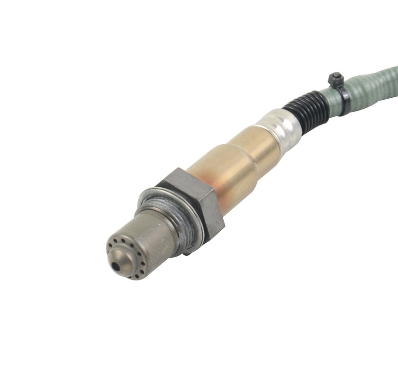 รถดีเซล Lambda Sensor สำหรับ 0258017014 0035426918 1588A001 Bosch MB Mitsubishi